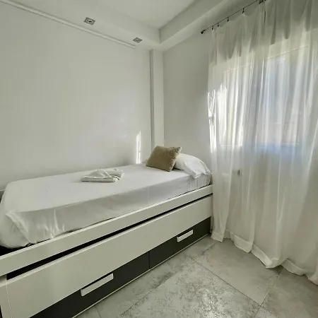 Apartmento En Rotas Con Piscina 데니아