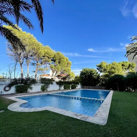Apartmento En Rotas Con Piscina 데니아