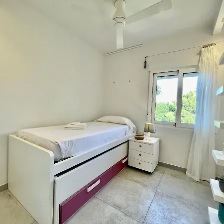 Apartmento En Rotas Con Piscina