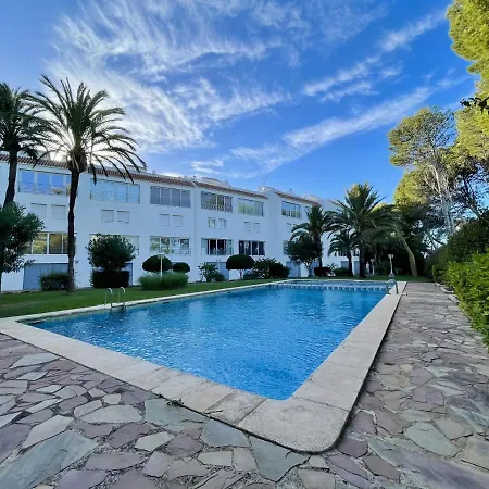 Apartmento En Rotas Con Piscina 아파트